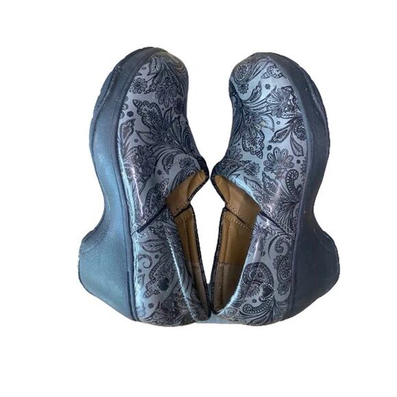 Nurse Mates Pillowtop Bryar Gray Black Paisley Slip On Wedge Clogs Shoes Sz 8.5W - Picture 3 of 8